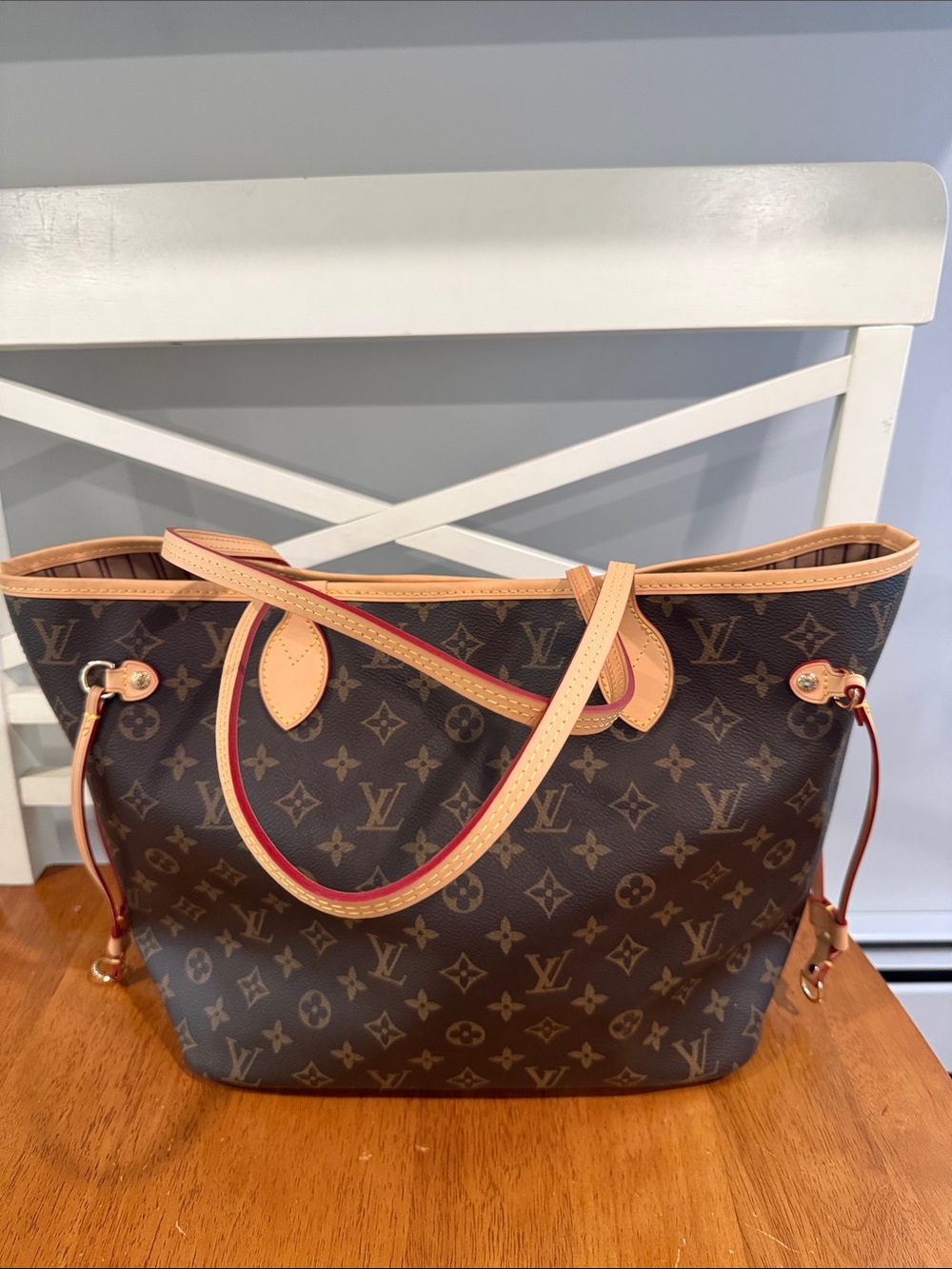 Louis Vuitton Monogram Canvas Tote in Brown and Tan - Picture 2 of 4